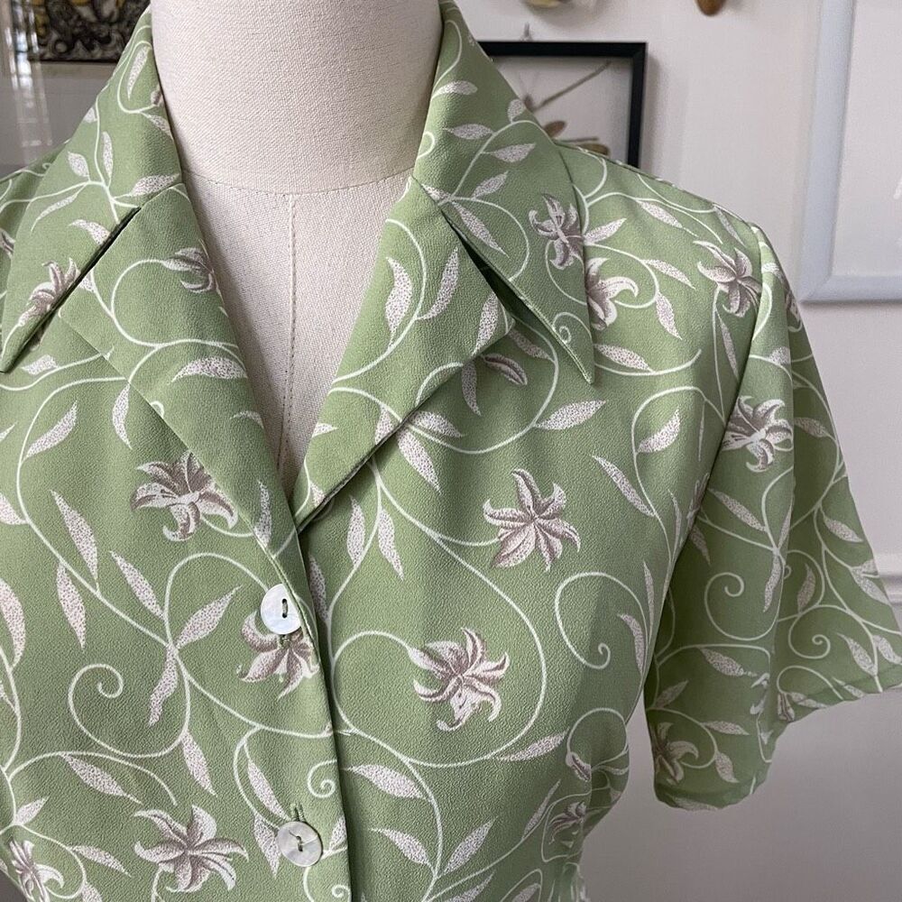 Vintage 90s Jaclyn Smith, Prairie Shirt Dress Sage Green Tie Back Button Front 1 - Picture 6 of 9